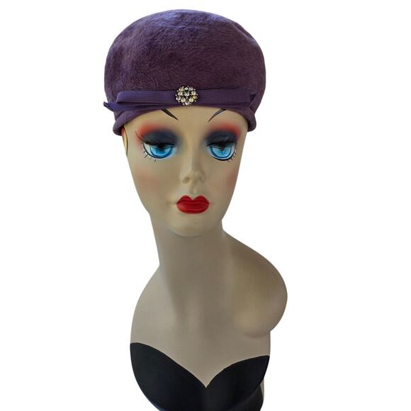 1960s Mr D French Room Lavender Fur Felt Hat | Vintage Rhinestone Pillbox - Picture 4 of 12